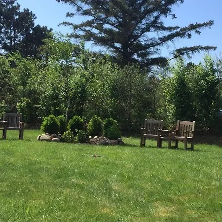 Guest house Soessaarep's Hues 3*