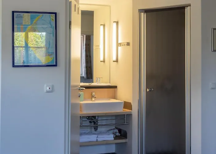 Soessaarep's Hues Gasthuis Nebel